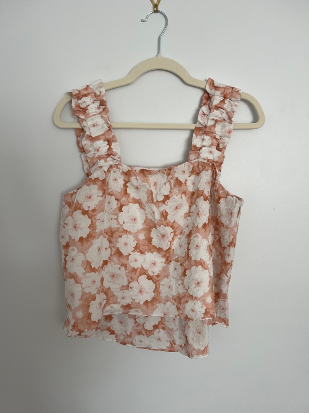 Moodie Peach & White Floral Ruffle Strap Crop Top